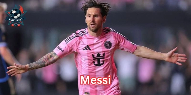 Messi dẫn bóng kỹ thuật trong trận đấu quan trọng